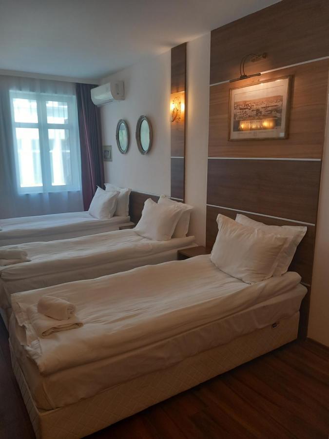 Three Dolphins Hotel With Rooftop Terracе Βάρνα Εξωτερικό φωτογραφία