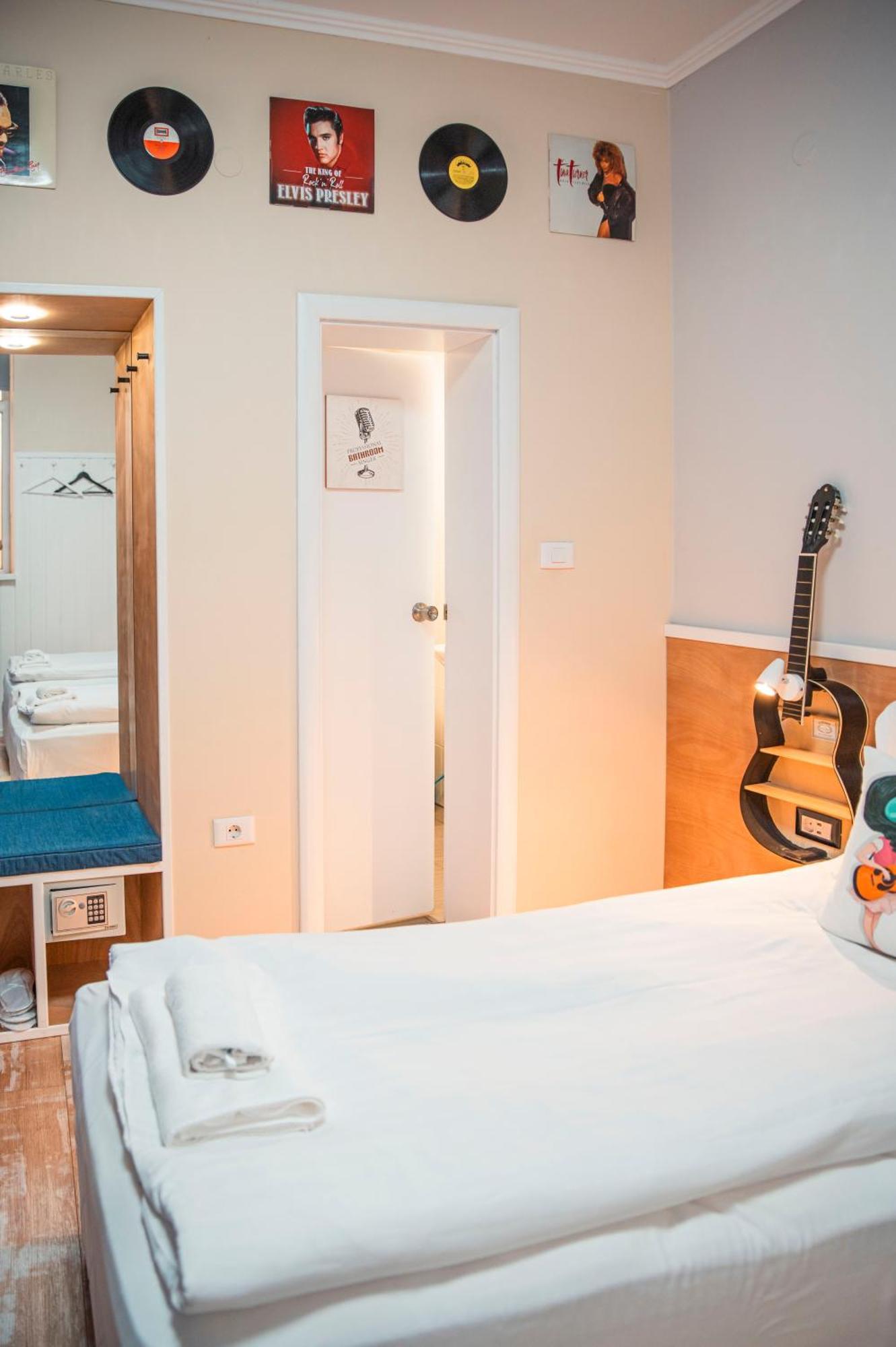 Three Dolphins Hotel With Rooftop Terracе Βάρνα Εξωτερικό φωτογραφία